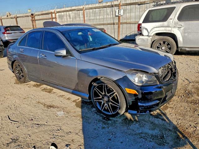 2013 MERCEDES-BENZ C 250 #3312412614
