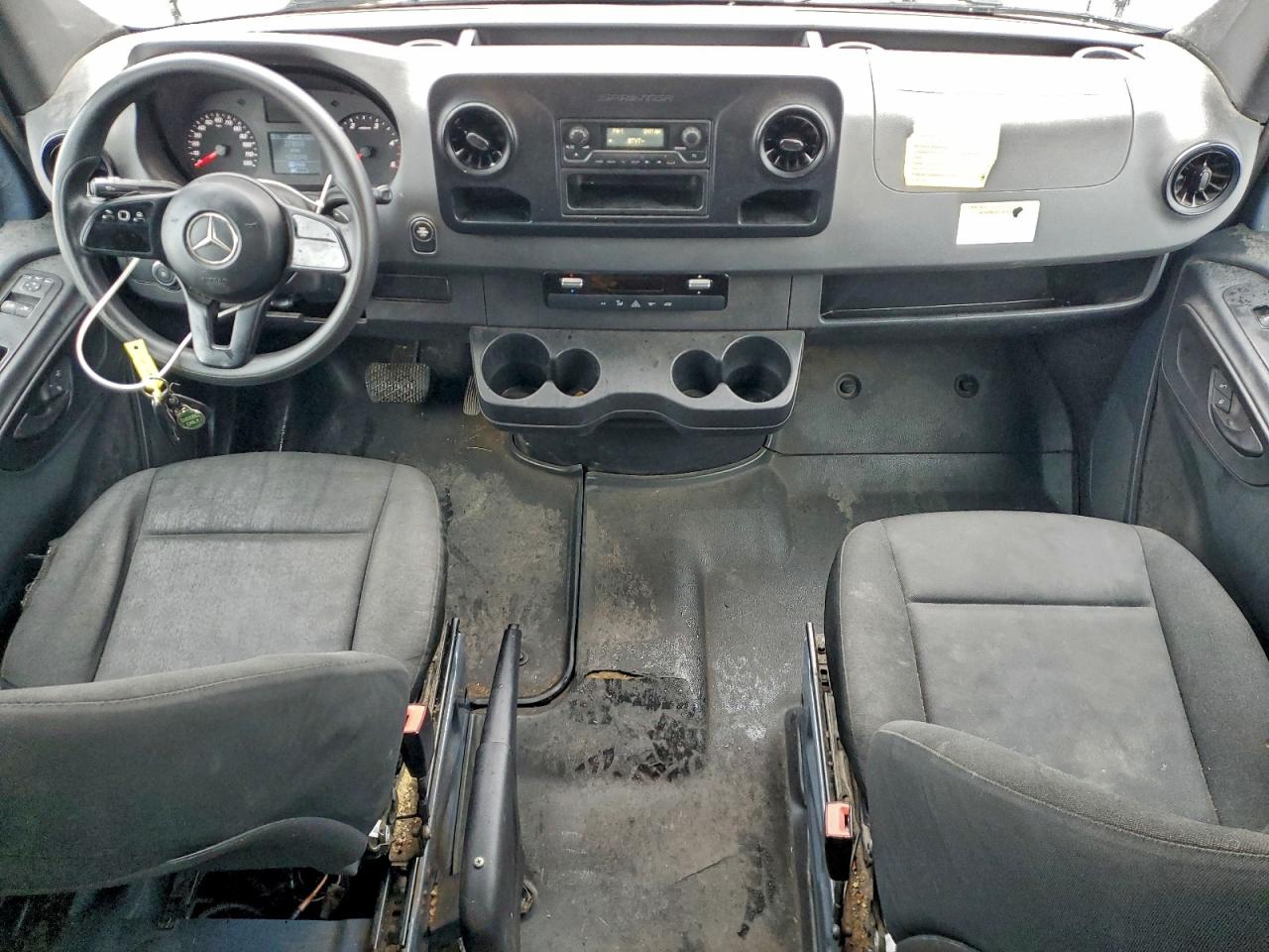 MERCEDES-BENZ SPRINTER 2500/3500