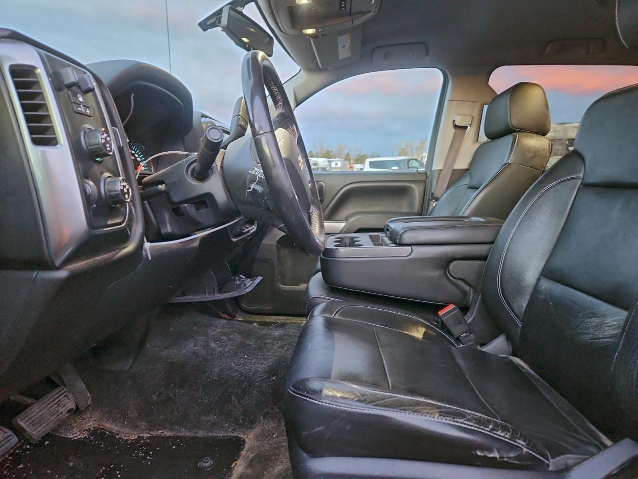 CHEVROLET SILVERADO K1500 LT