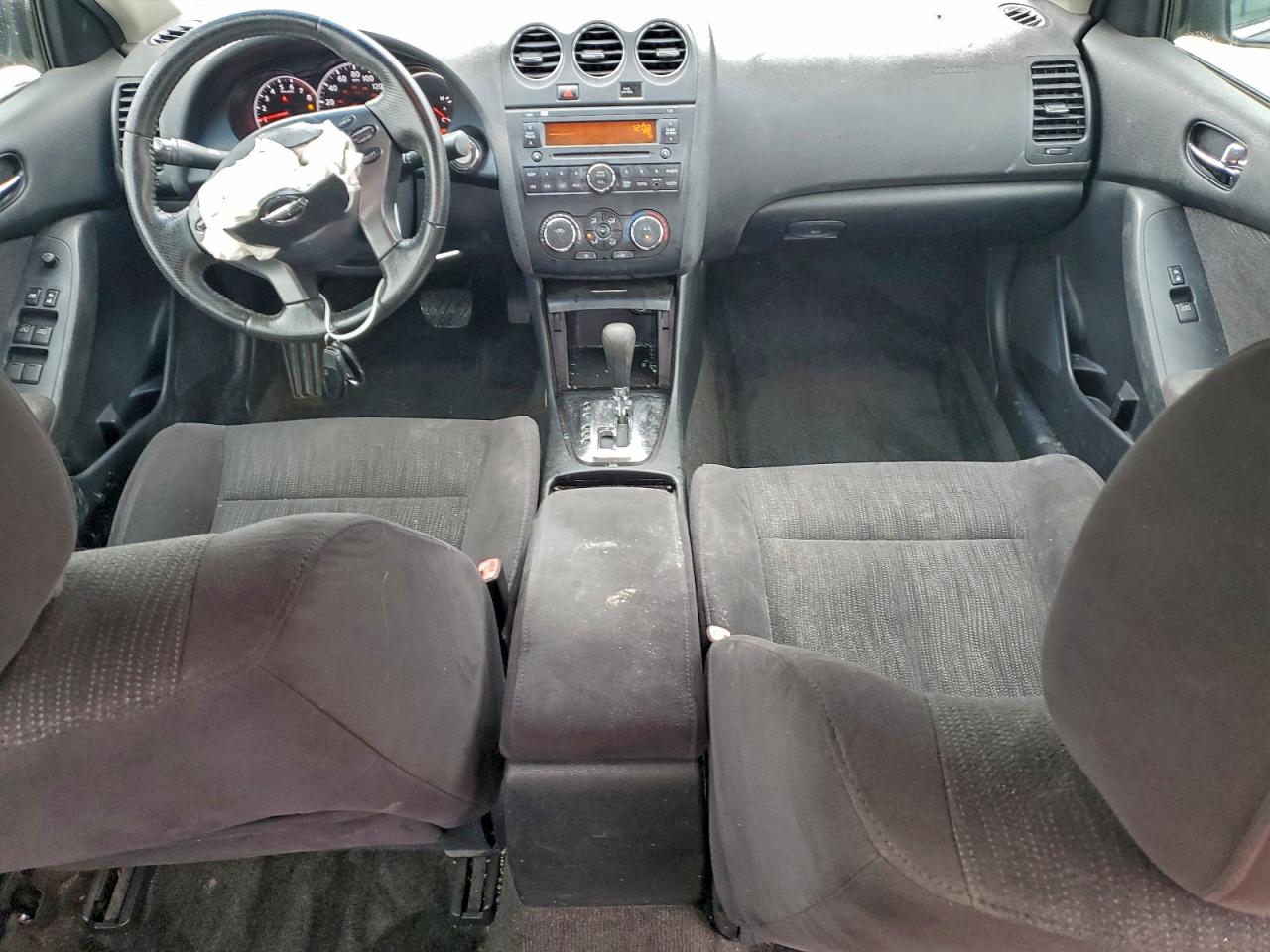 NISSAN ALTIMA BASE
