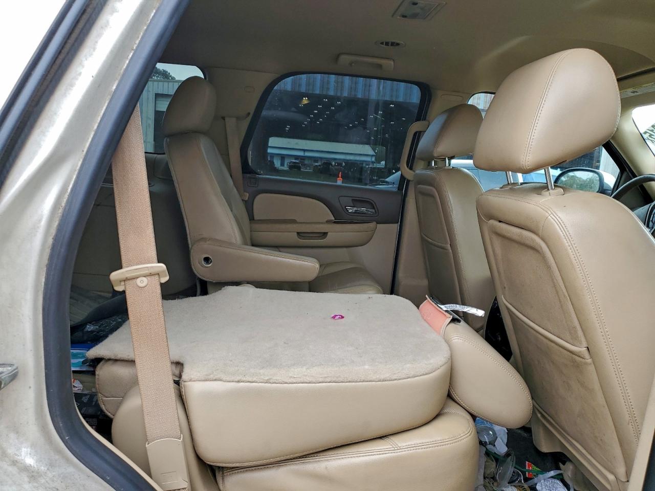 CHEVROLET TAHOE C1500 LTZ