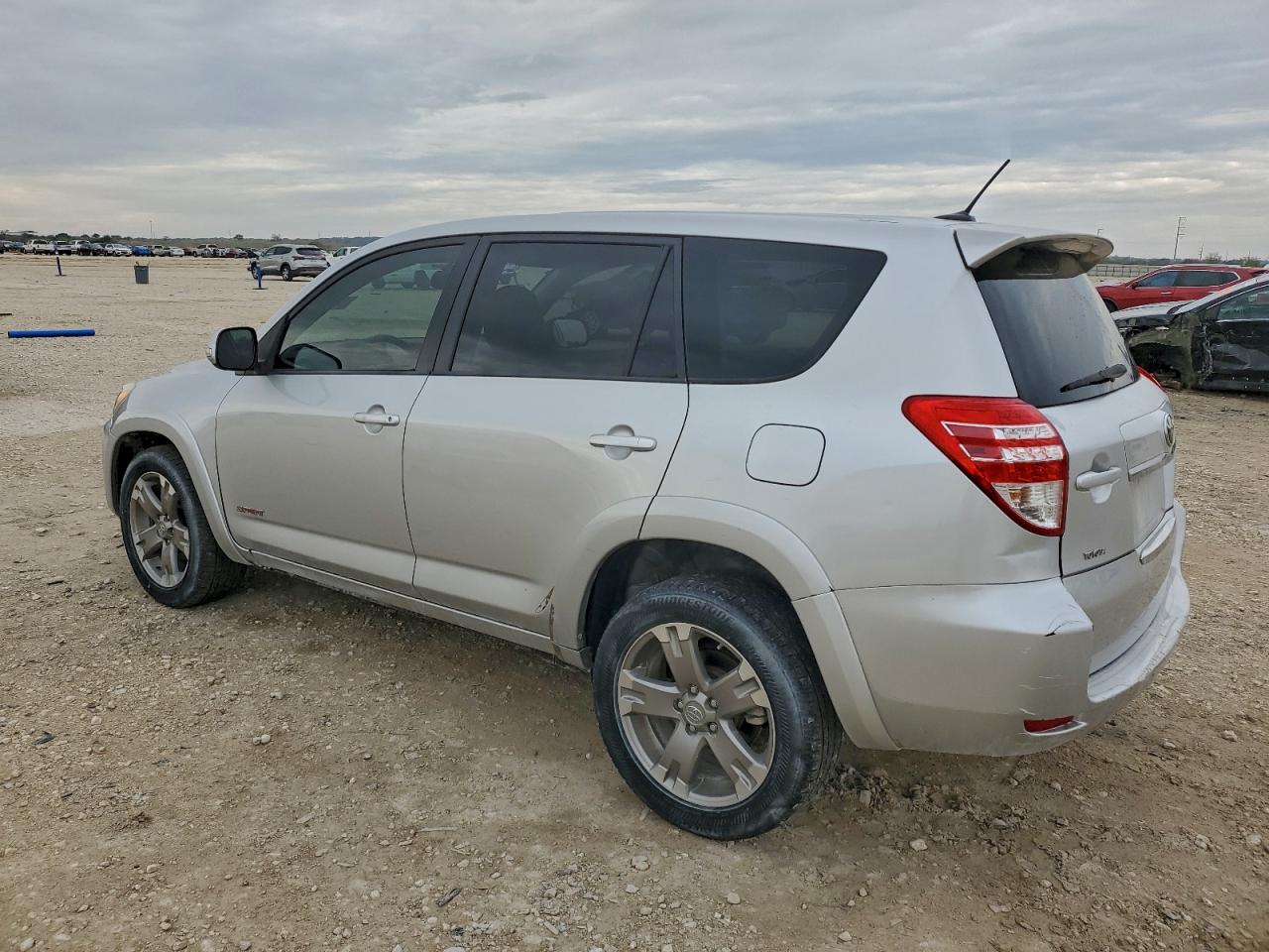 TOYOTA RAV4 SPORT