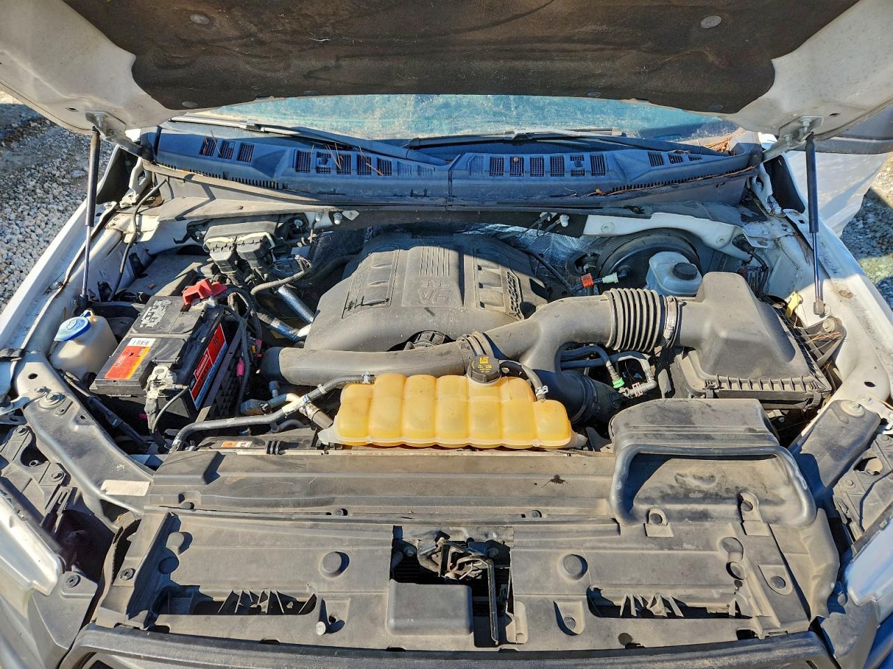 FORD F-150 SUPER CAB