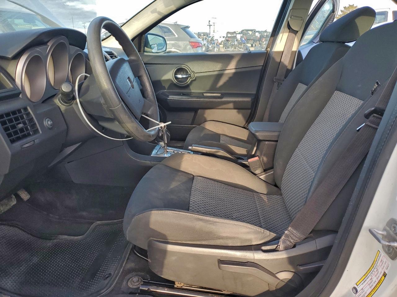 Lot #3303612927 2009 DODGE AVENGER SE