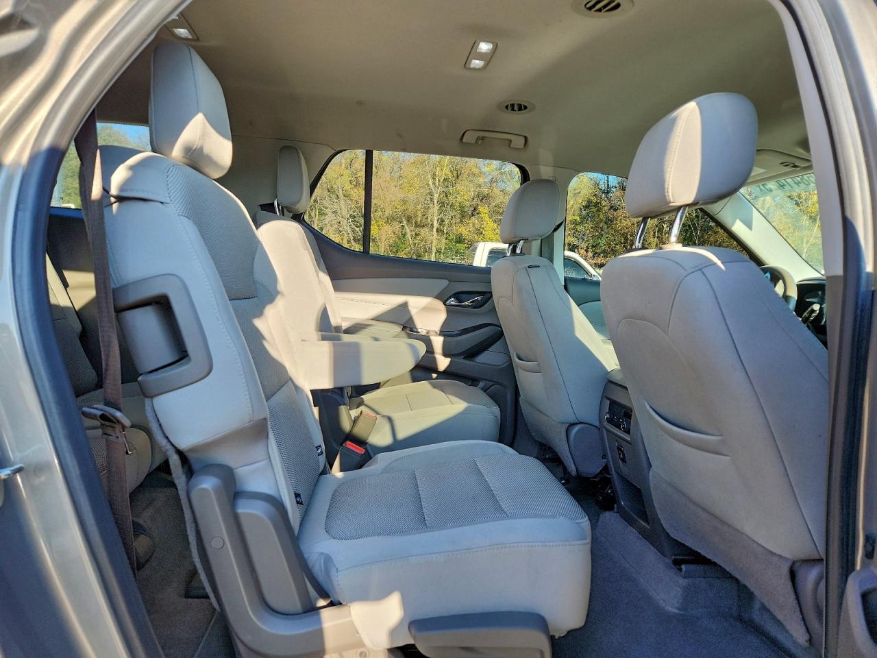 CHEVROLET TRAVERSE LT