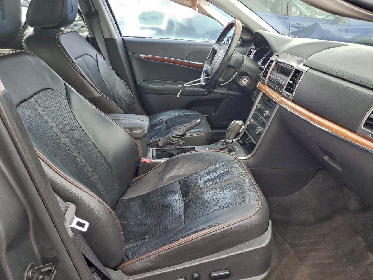 Lot #3317830242 2010 LINCOLN MKZ