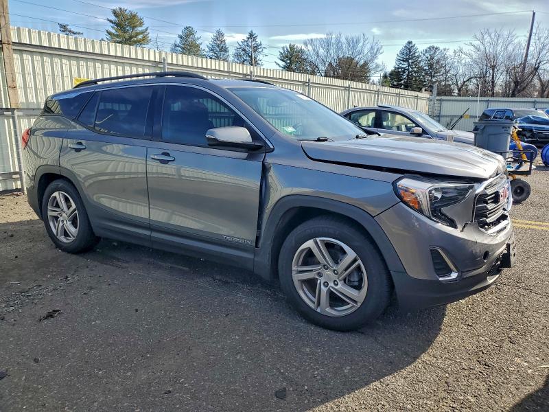 2018 GMC TERRAIN SL #3304670953