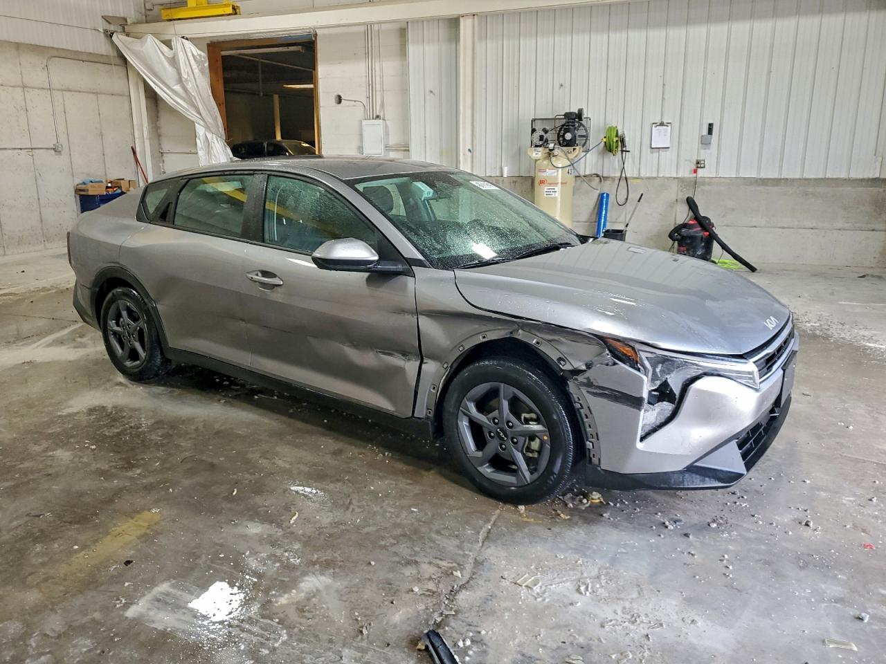 Lot #3317784105 2025 KIA K4 LX