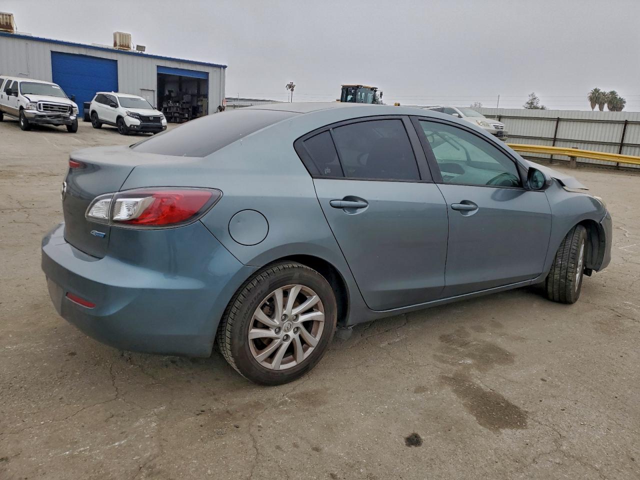 MAZDA 3 I