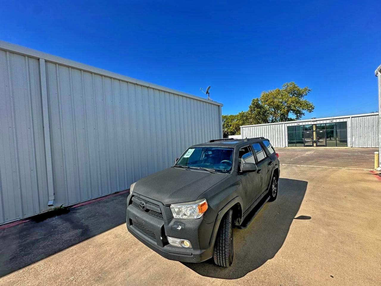 TOYOTA 4RUNNER SR5