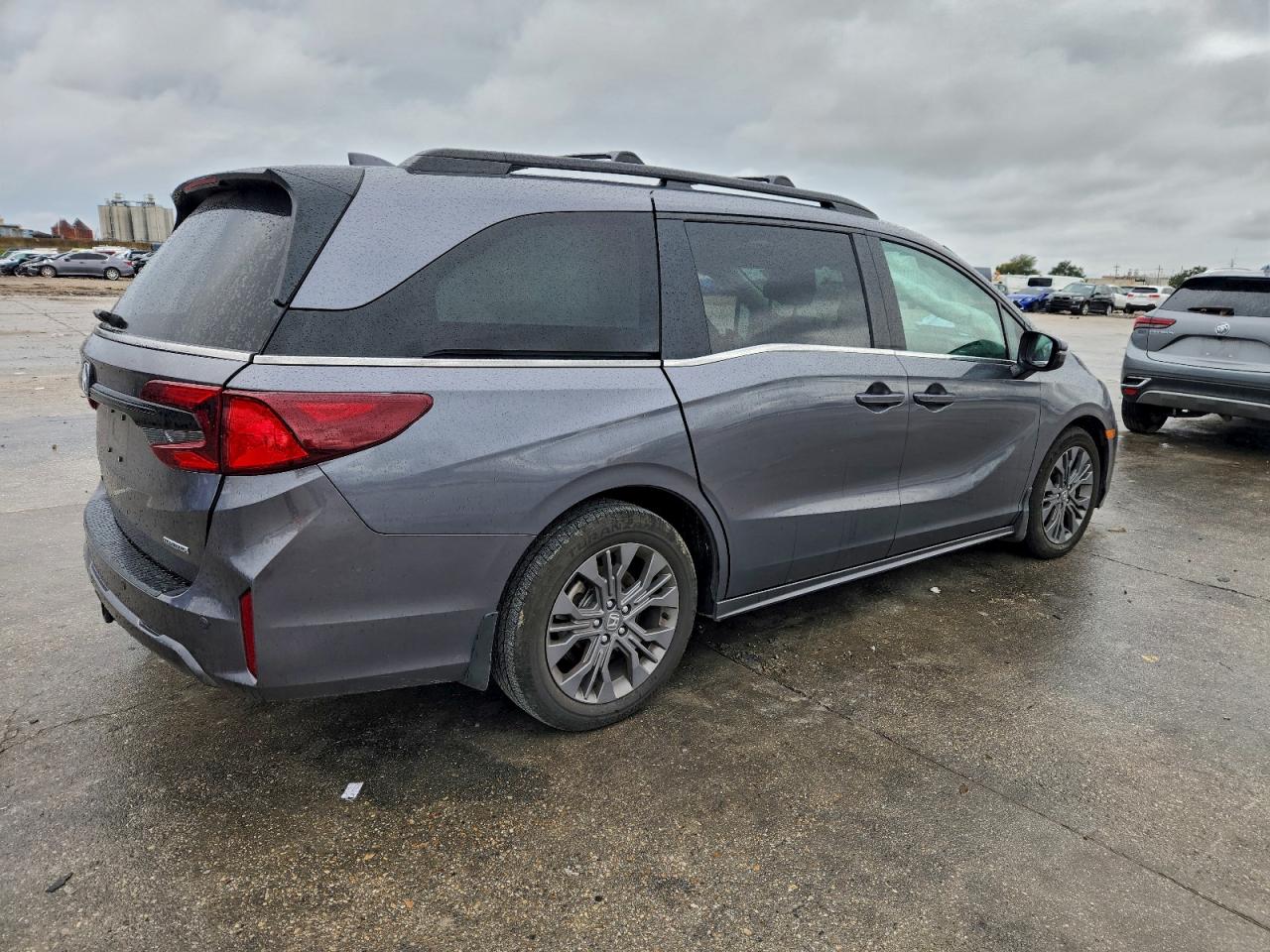 HONDA ODYSSEY TOURING