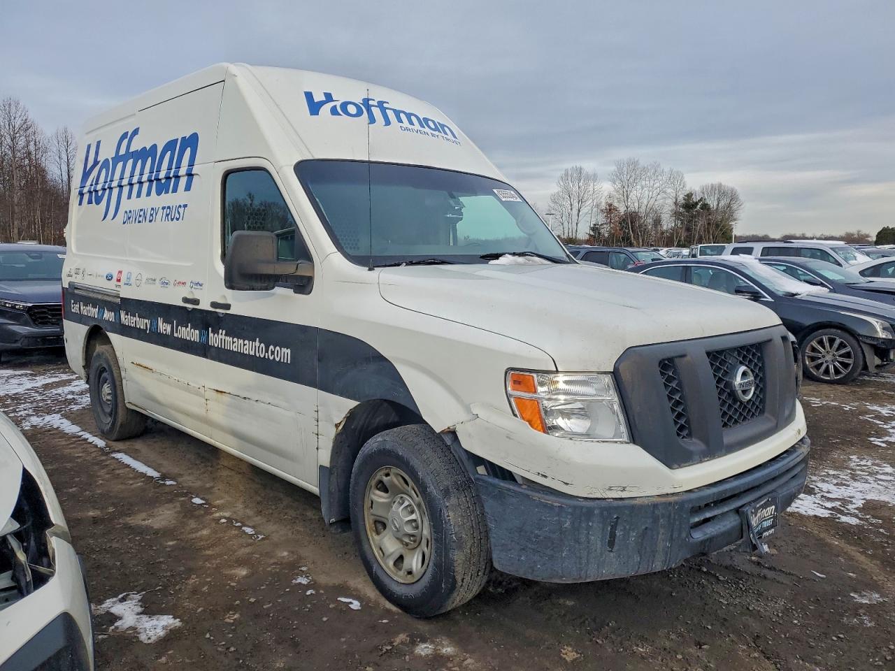 NISSAN NV2500 2500 S