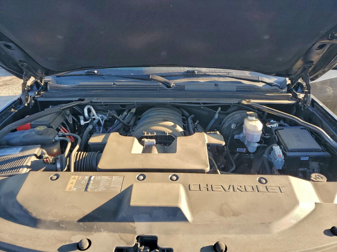 CHEVROLET SUBURBAN K1500 LS