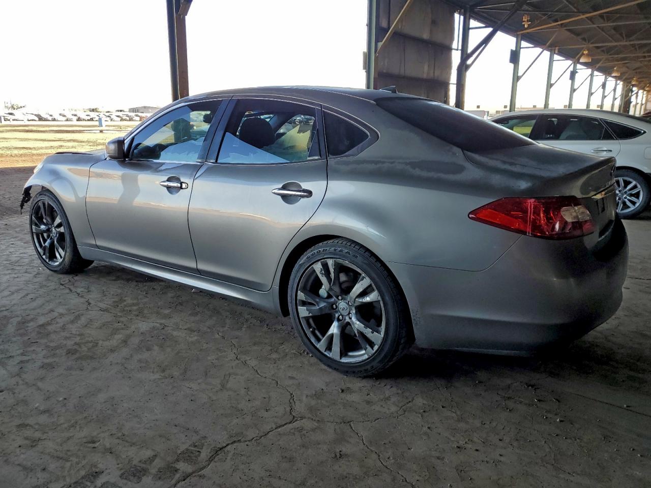 INFINITI M37