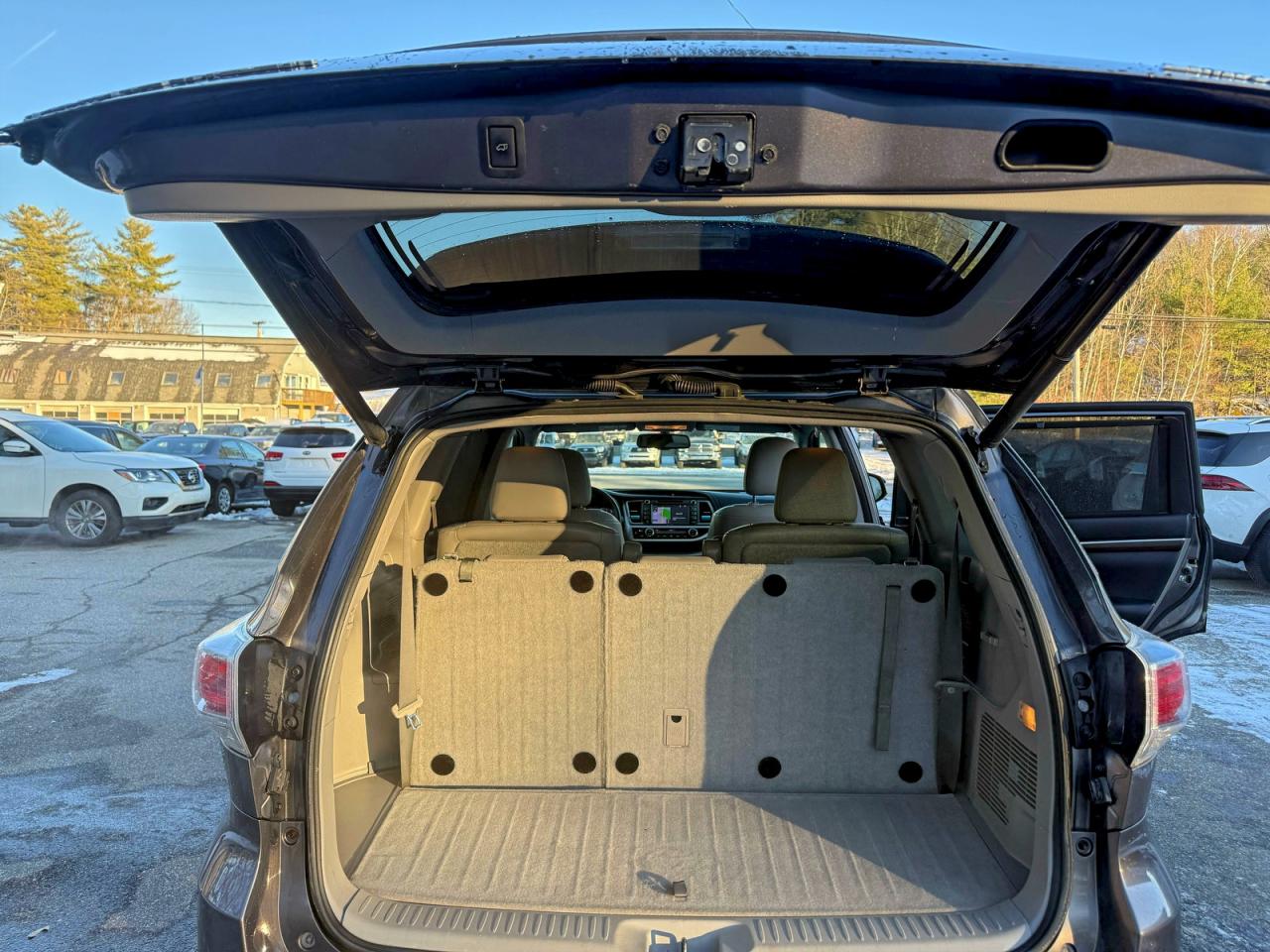 Lot #3316737456 2014 TOYOTA HIGHLANDER