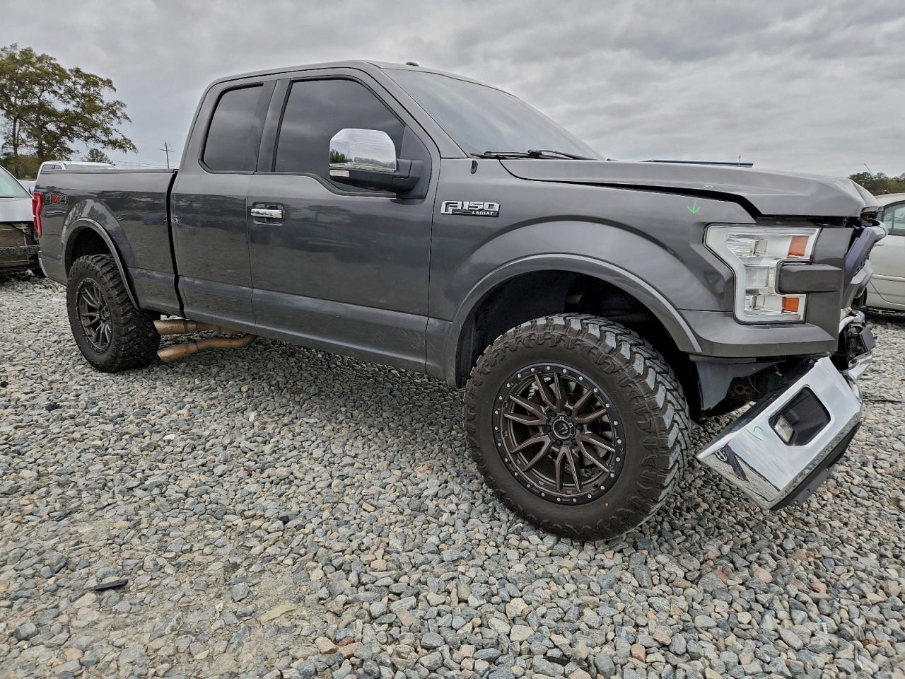 FORD F-150 SUPER CAB