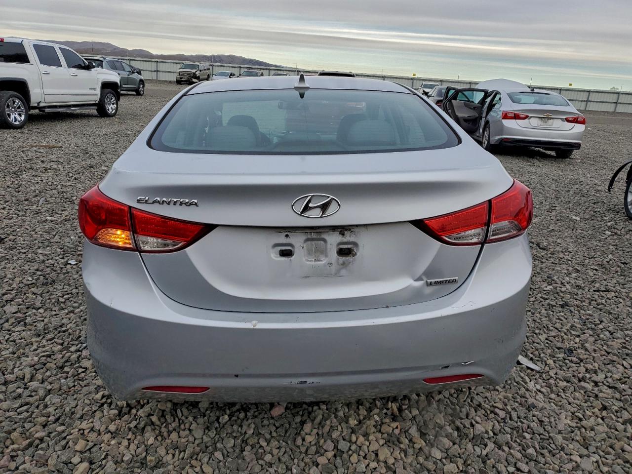 HYUNDAI ELANTRA GLS