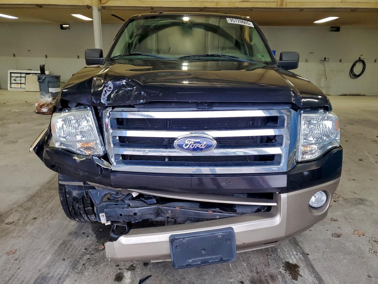 FORD EXPEDITION XLT