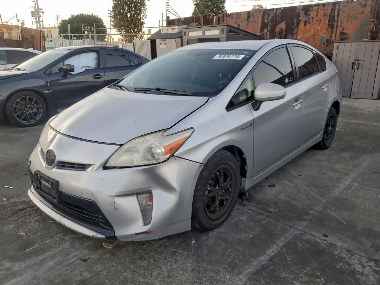 TOYOTA PRIUS