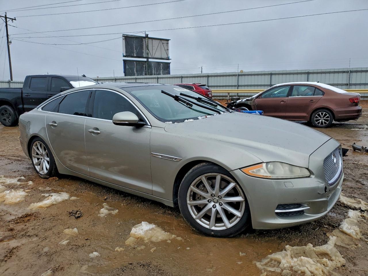 JAGUAR XJ