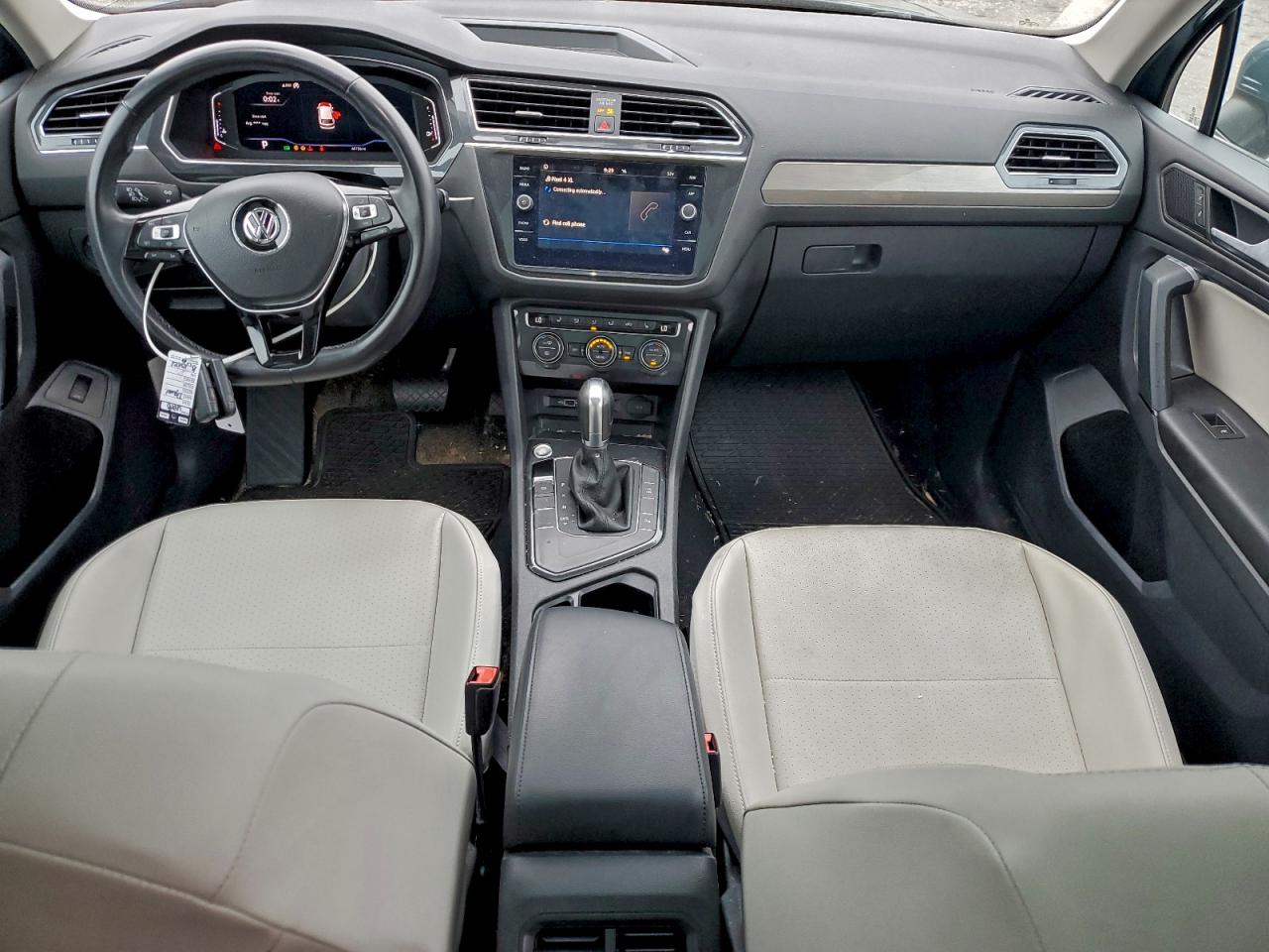 VOLKSWAGEN TIGUAN SE