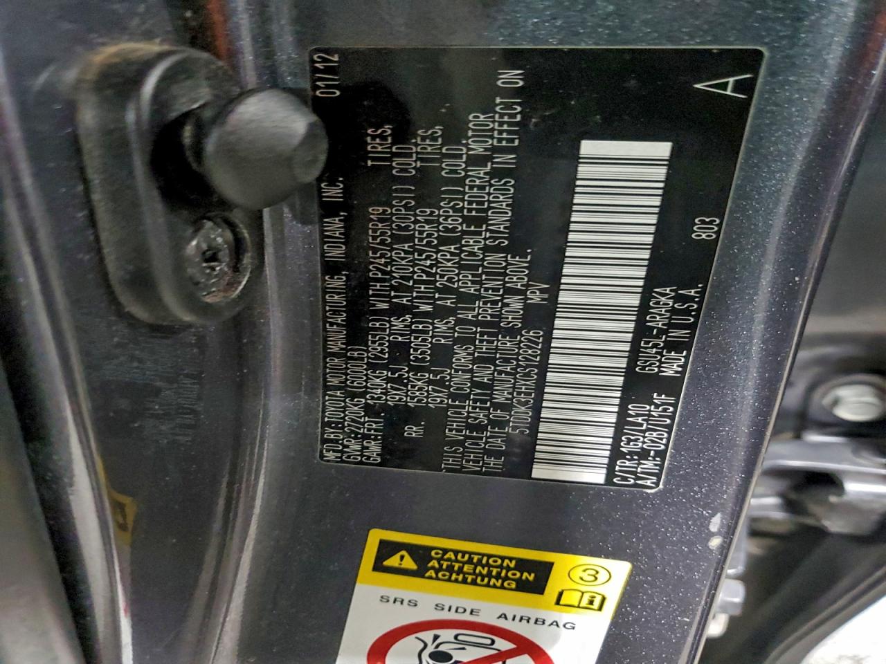 TOYOTA HIGHLANDER LIMITED