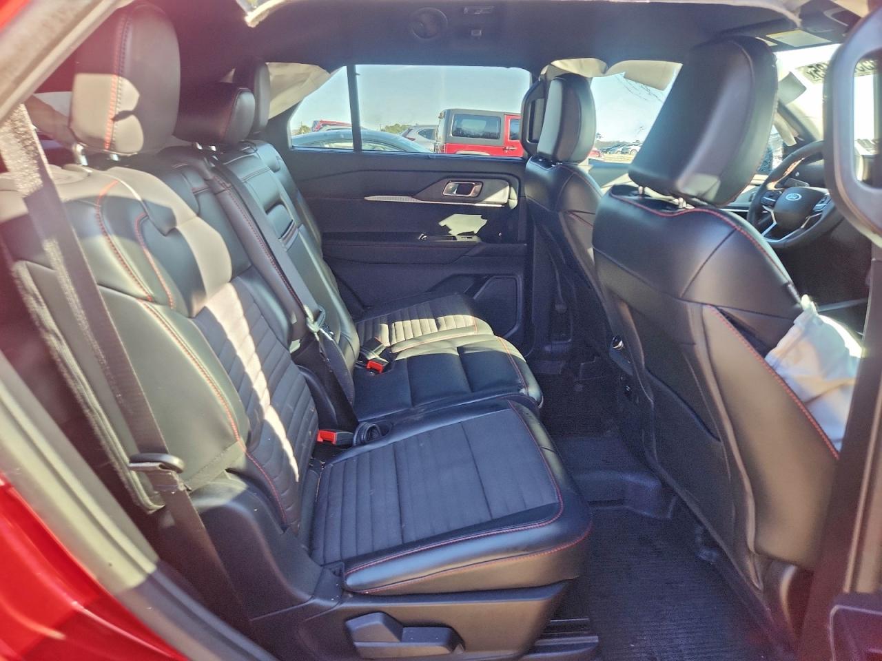 FORD EXPLORER ST-LINE