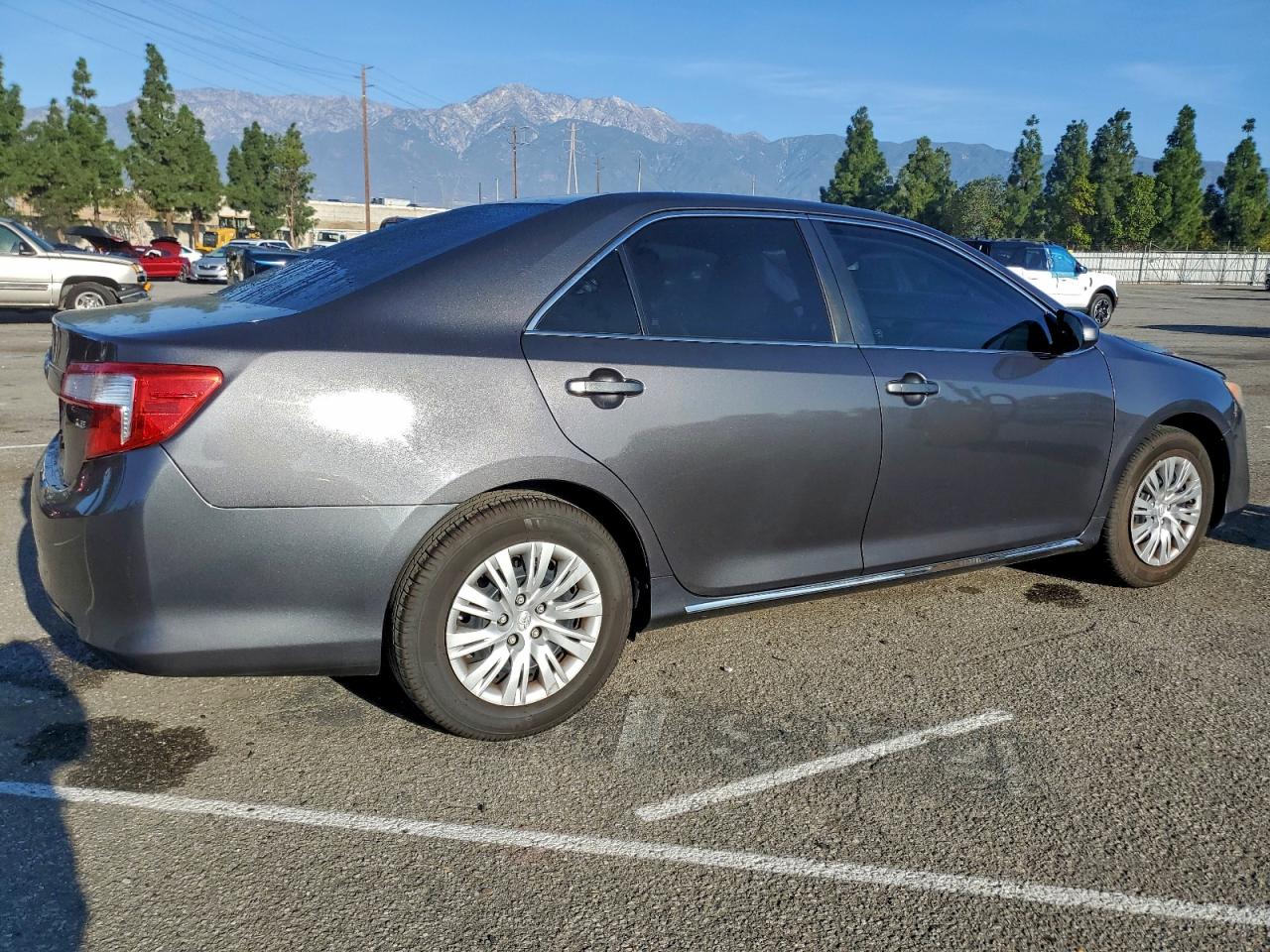 TOYOTA CAMRY L