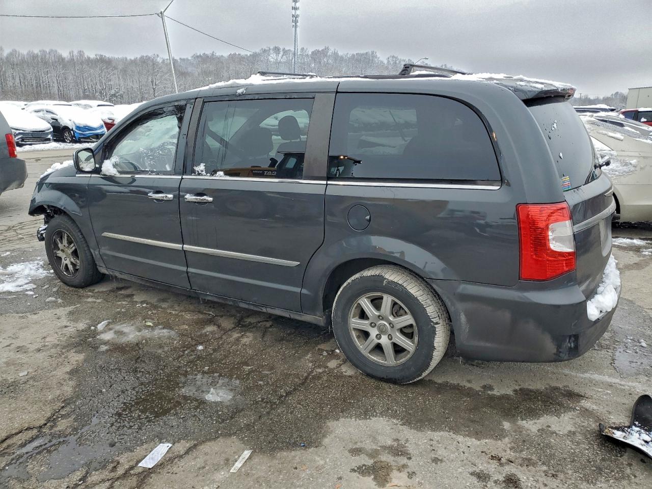 CHRYSLER TOWN & COUNTRY TOURING