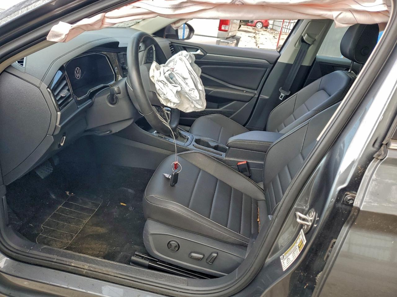 Lot #3311454270 2024 VOLKSWAGEN JETTA