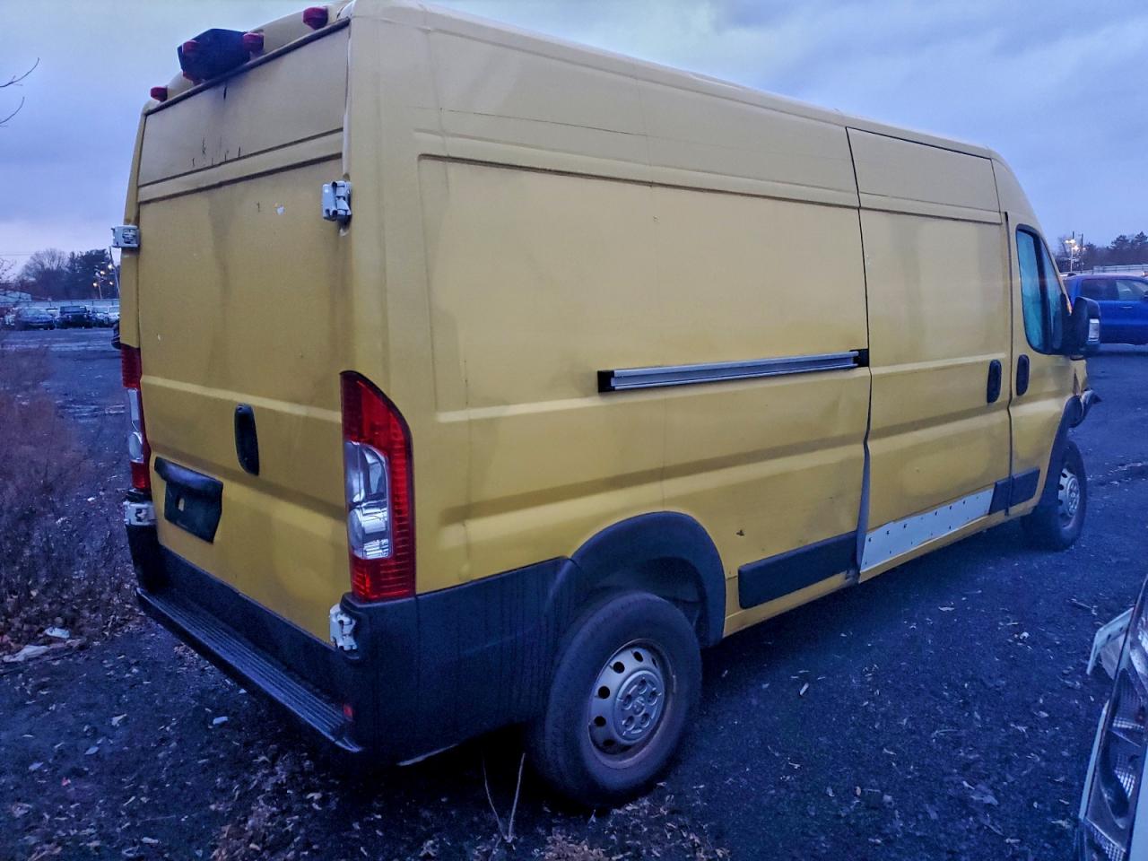 RAM PROMASTER 2500 HIGH