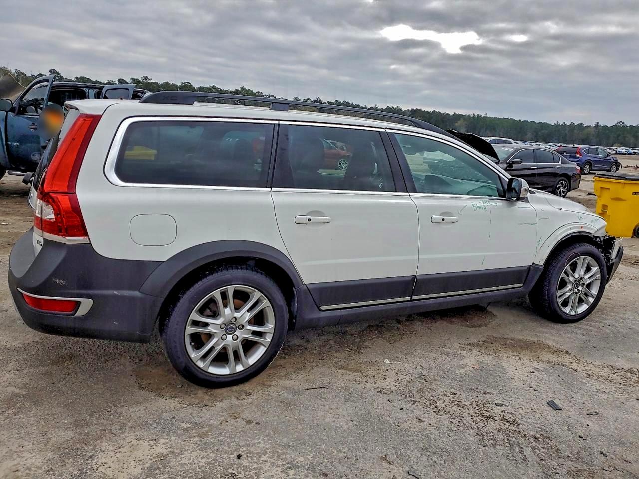 VOLVO XC70 T5 PREMIER