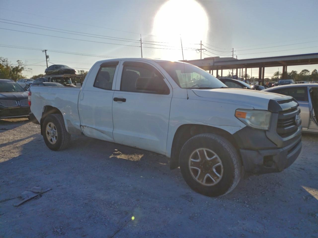 TOYOTA TUNDRA DOUBLE CAB SR