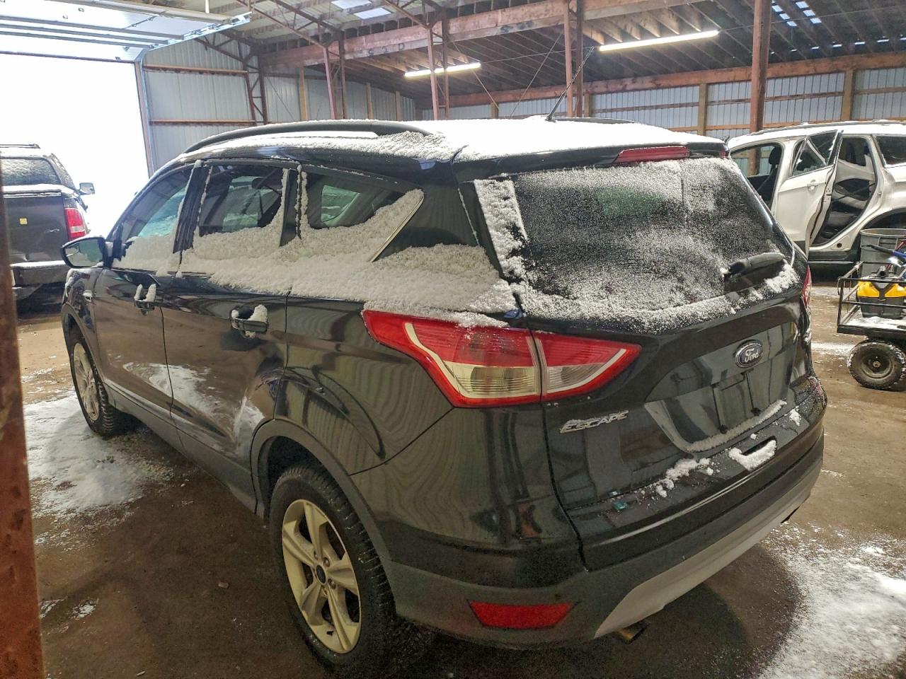 FORD ESCAPE SE
