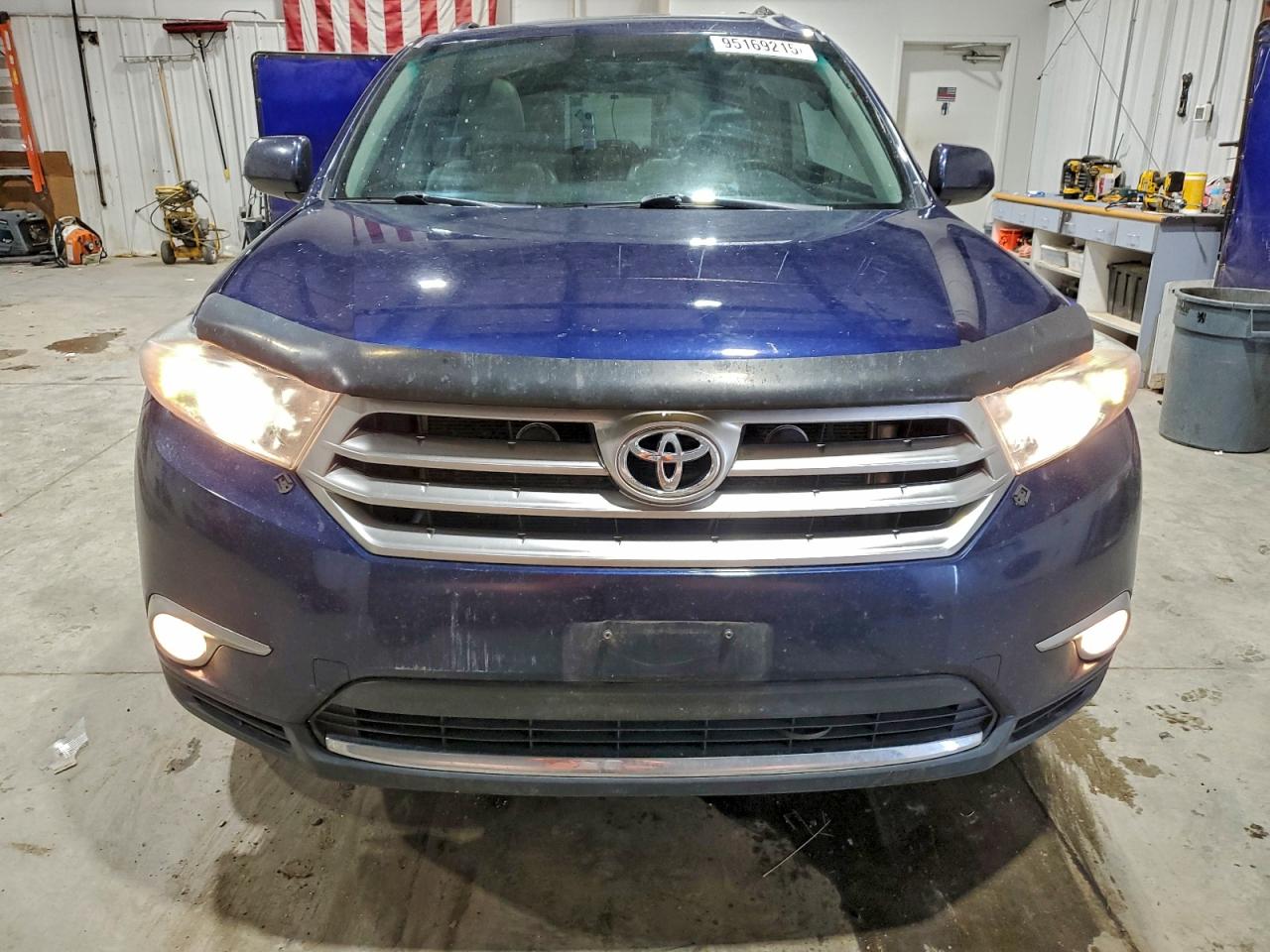 TOYOTA HIGHLANDER BASE