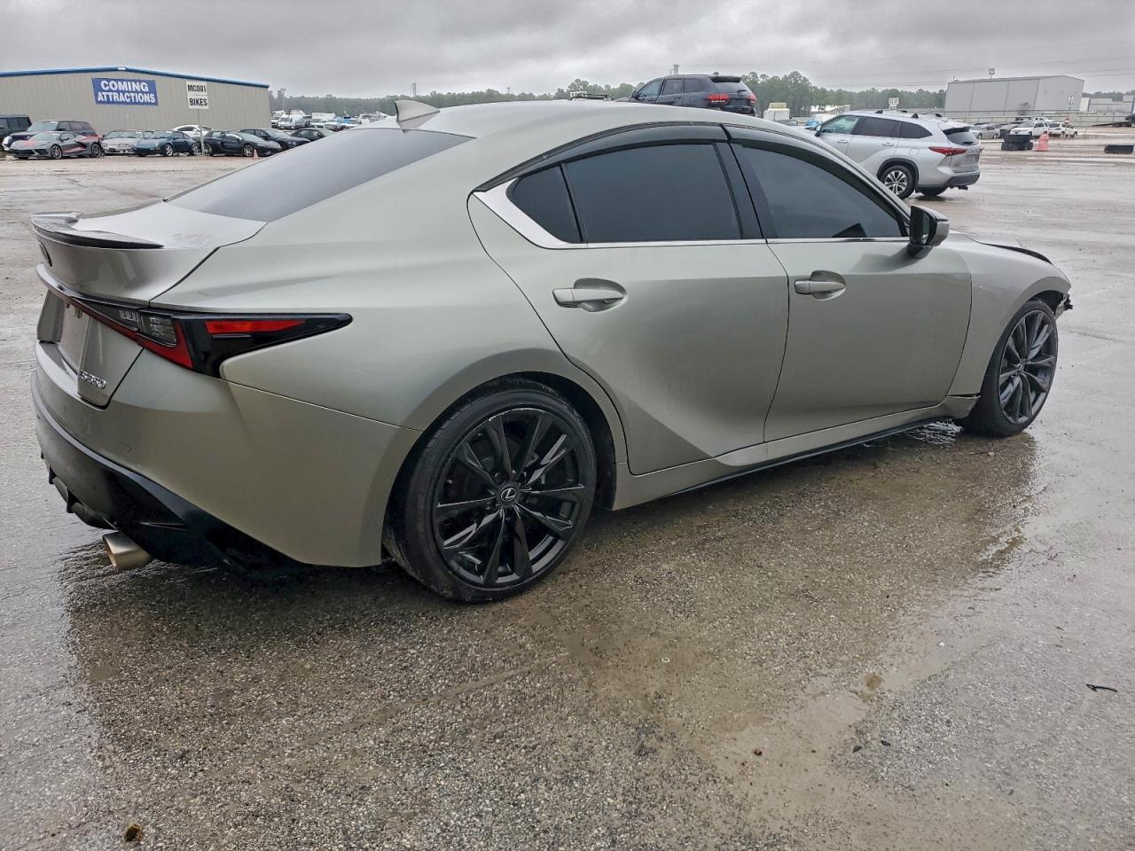 LEXUS IS 350 F SPORT DESIGN