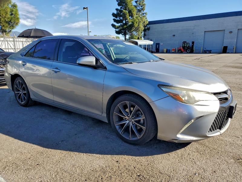 2015 TOYOTA CAMRY LE #3304889544