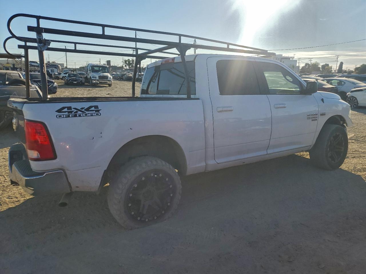 RAM 1500 SLT