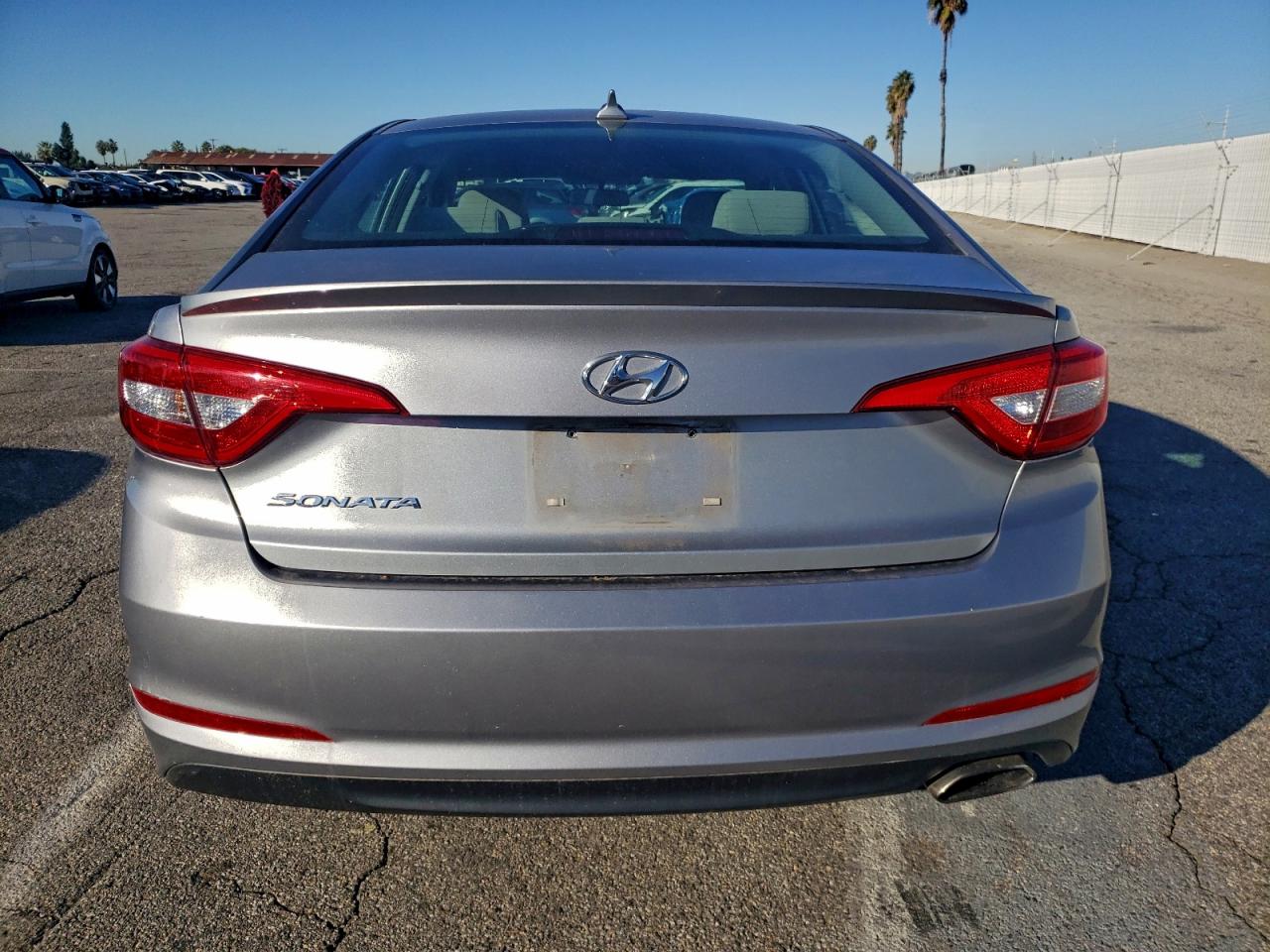 Lot #3302806910 2015 HYUNDAI SONATA SE