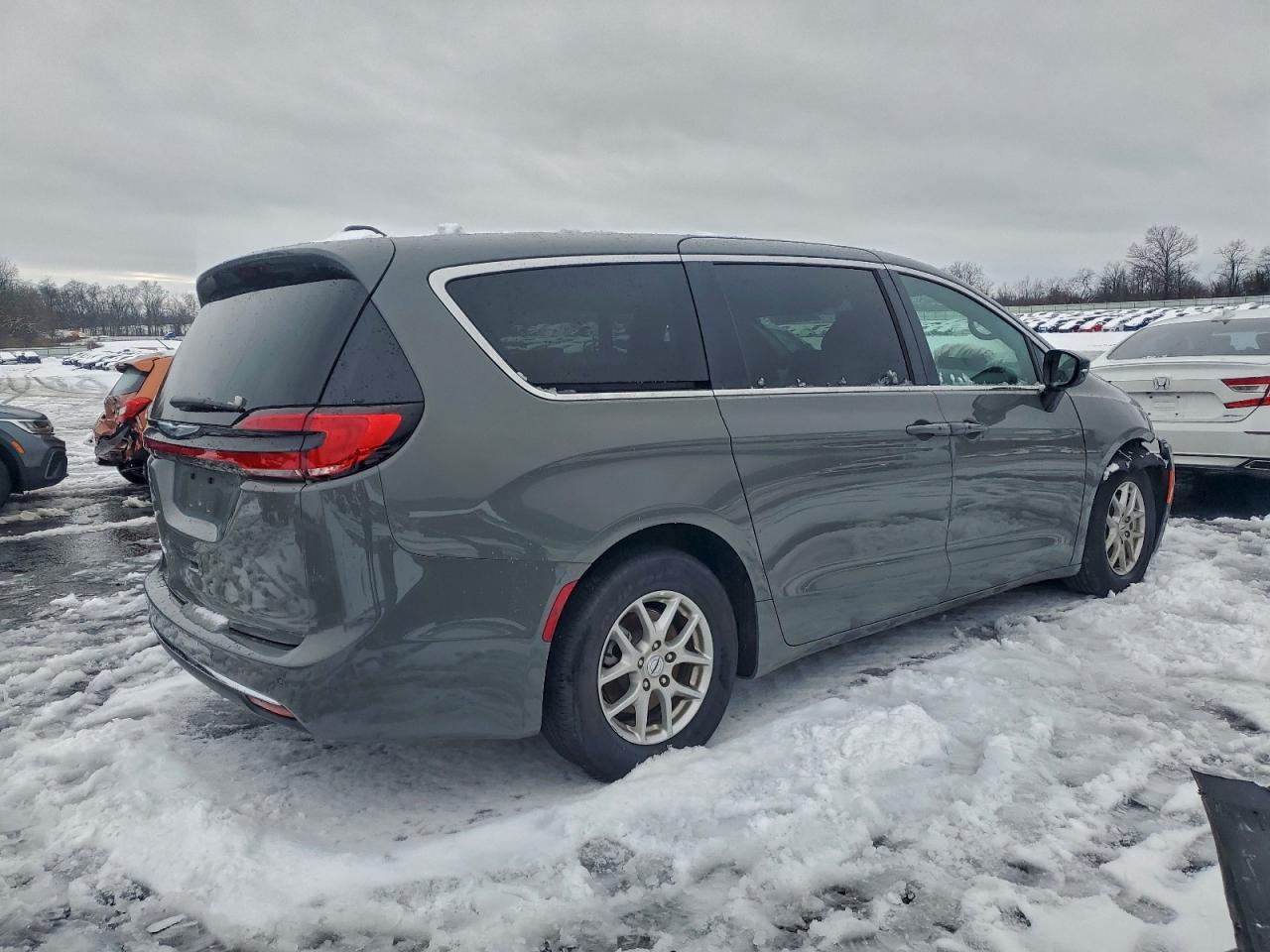 Lot #3303461906 2025 CHRYSLER PACIFICA S