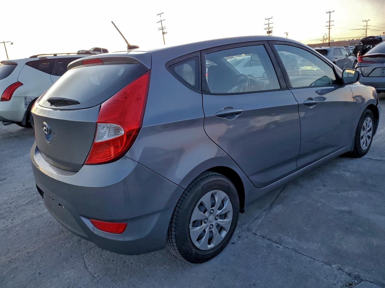 HYUNDAI ACCENT SE