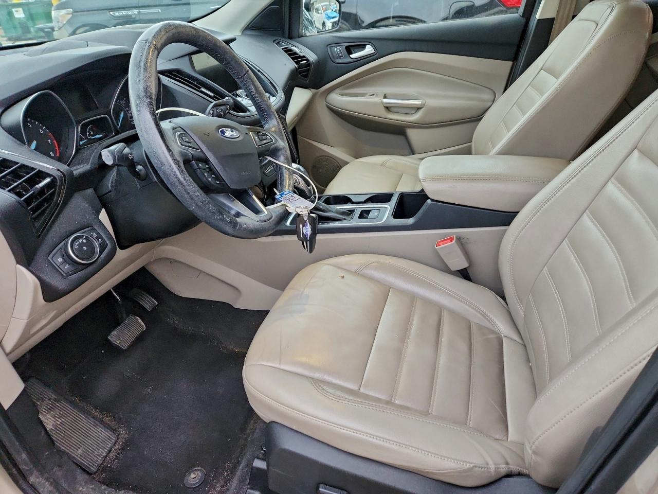 FORD ESCAPE TITANIUM