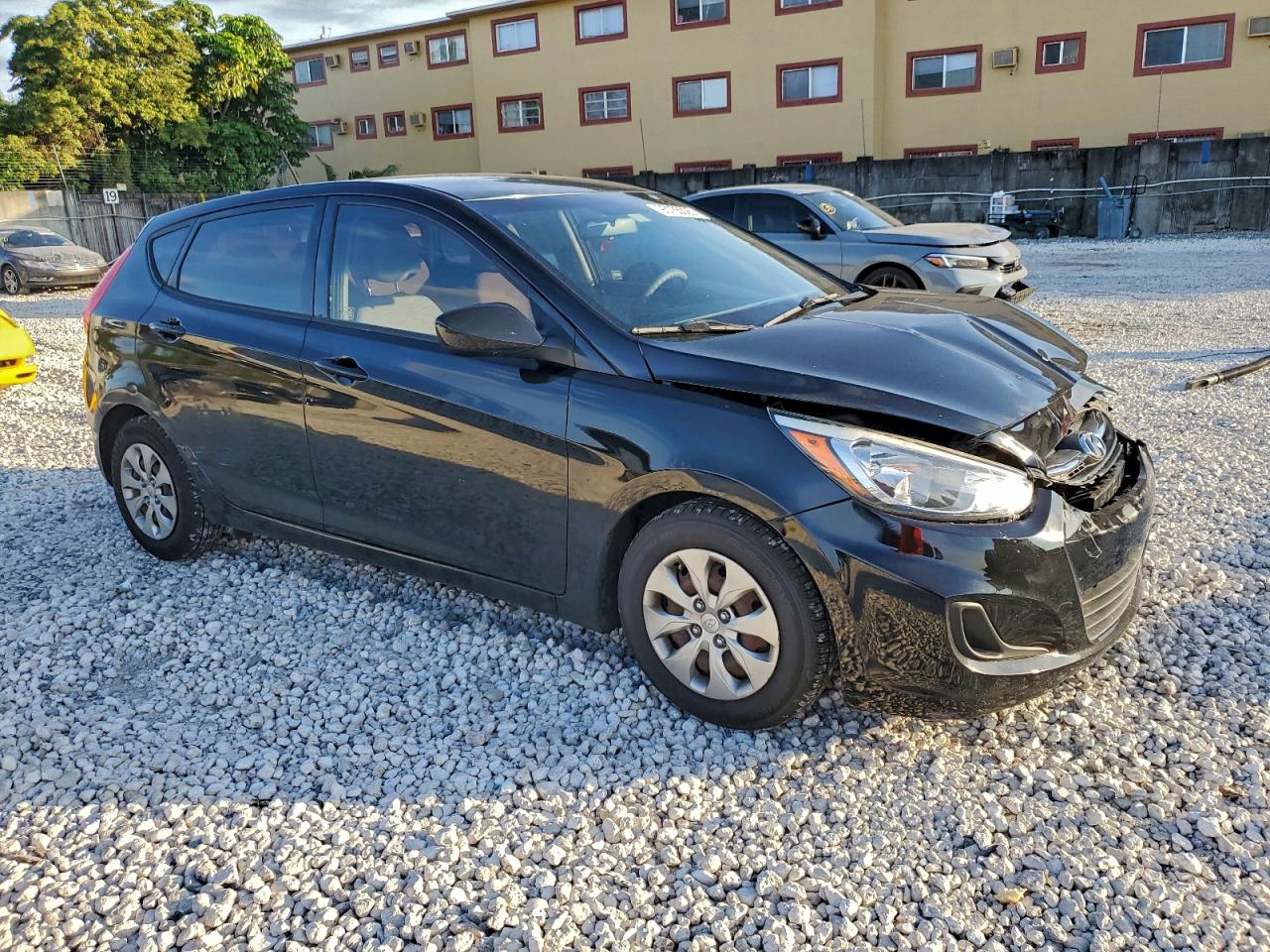 HYUNDAI ACCENT SE