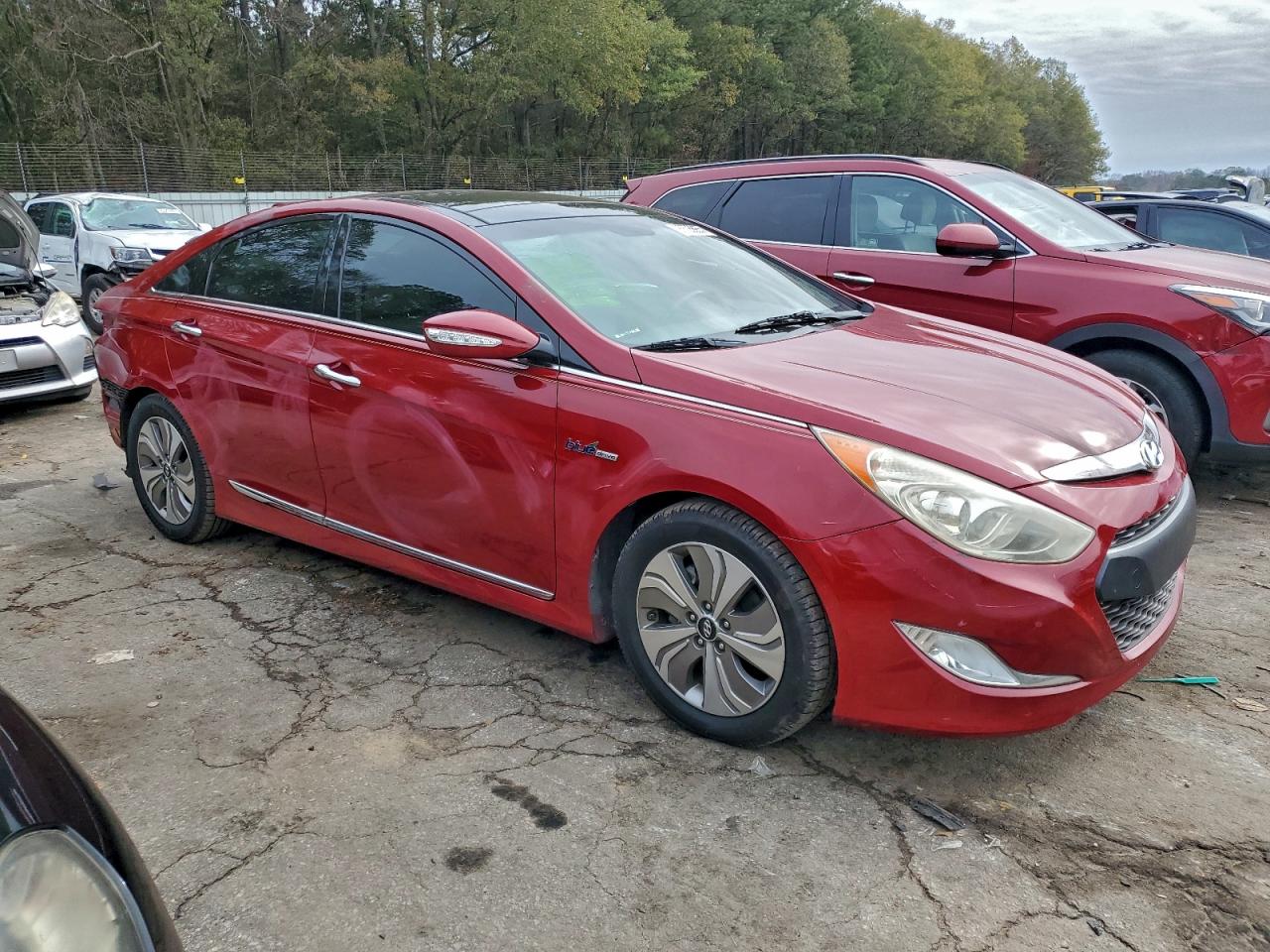 HYUNDAI SONATA HYBRID