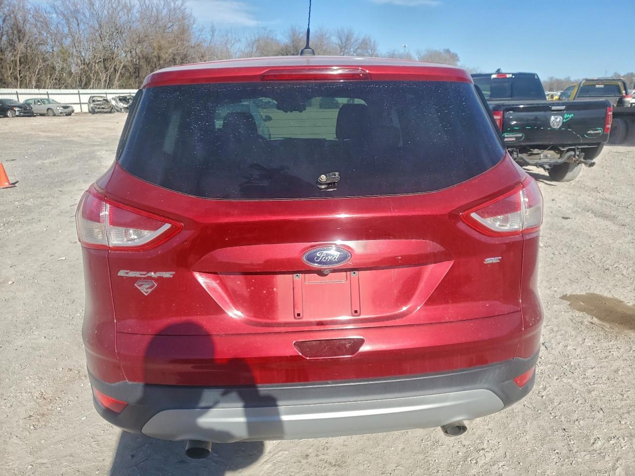 FORD ESCAPE SE