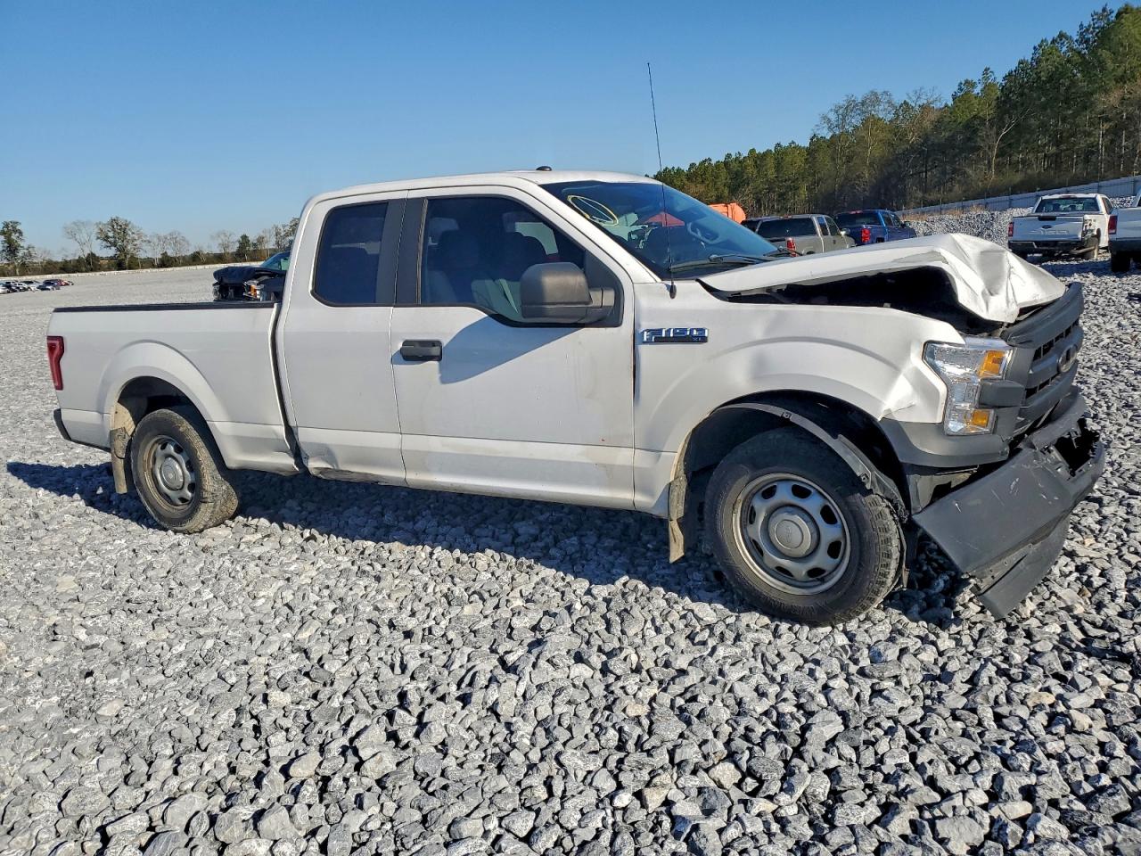 FORD F-150 SUPER CAB