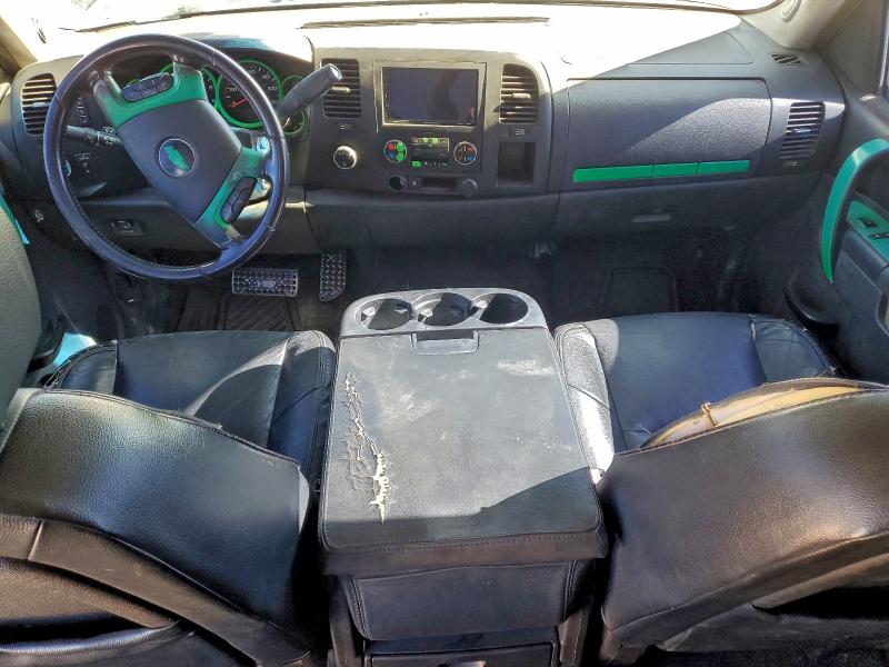 2011 CHEVROLET SILVERADO #3309608558