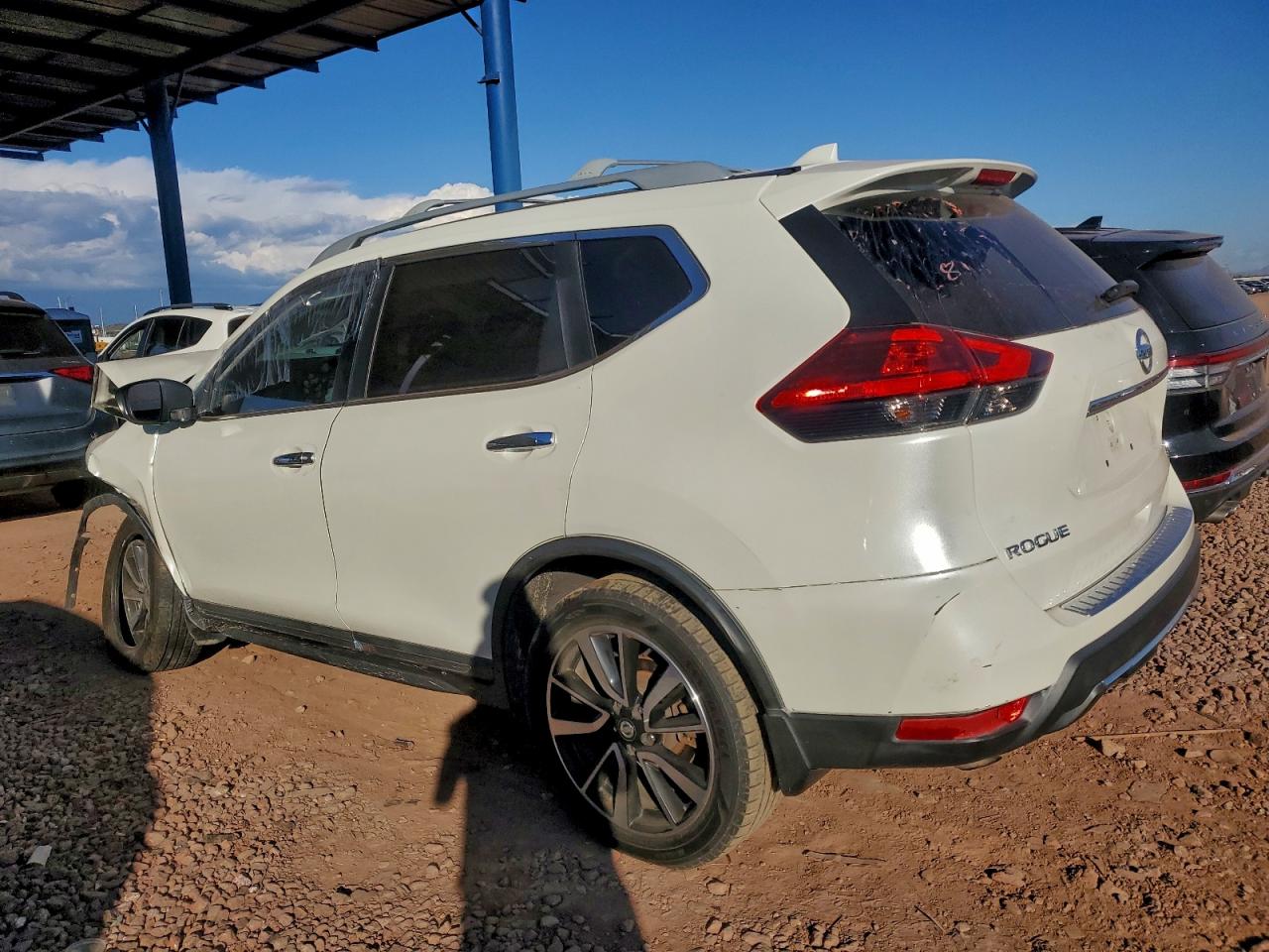 NISSAN ROGUE SV