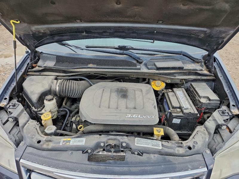 2014 CHRYSLER TOWN & COU #3302756340