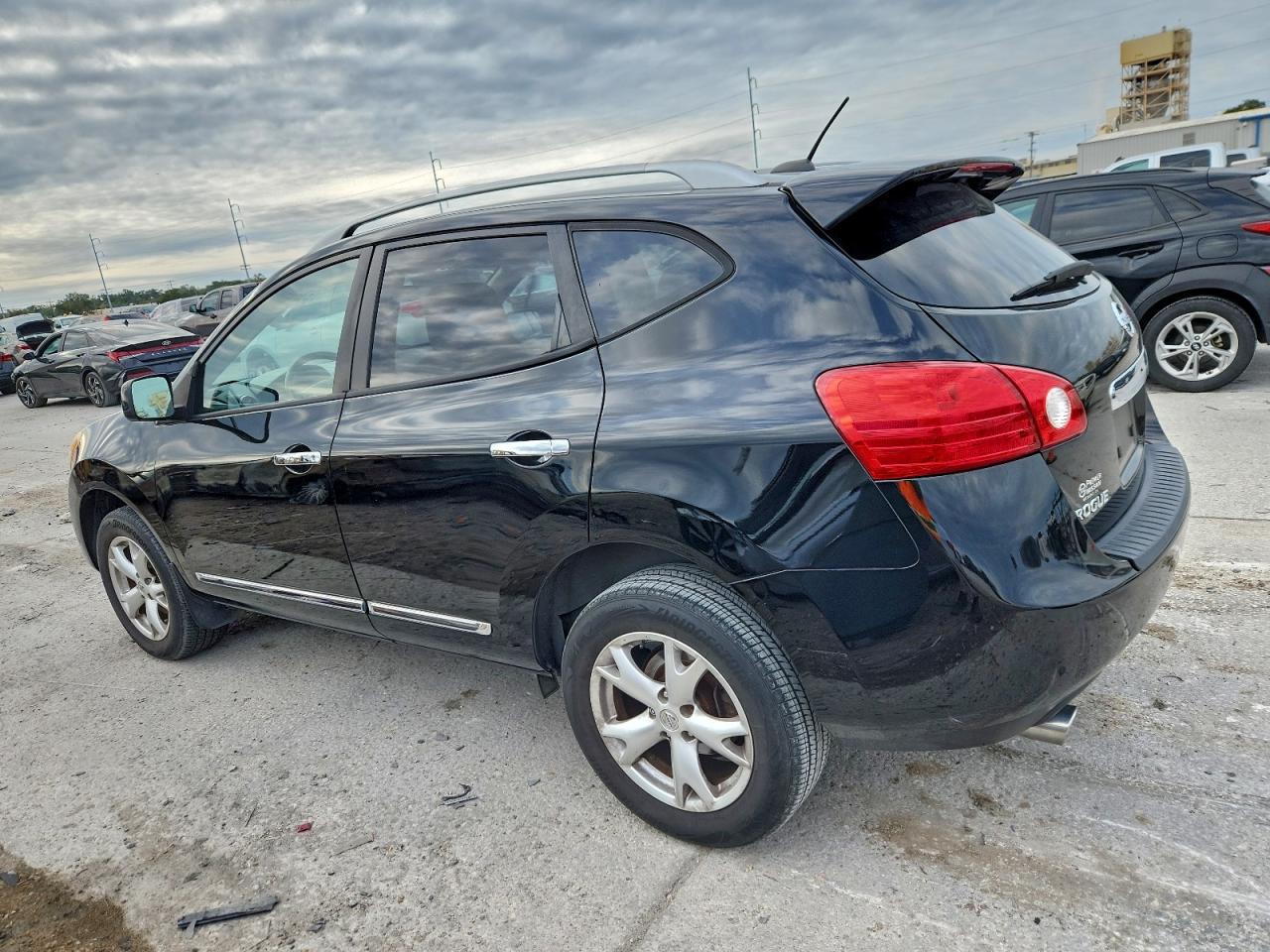 Lot #3309235615 2011 NISSAN ROGUE S
